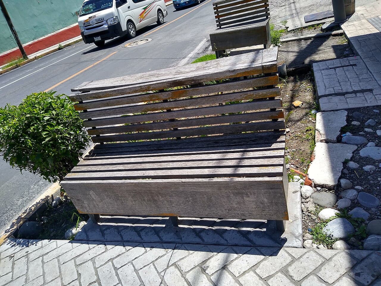 Photo by Isaacvp (CC BY-SA 4.0) via Wikimedia Commons